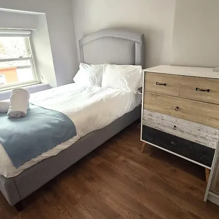Modern Centre Luxury - Sleeps 6 Apartmán Galway
